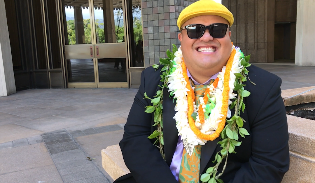 Kalani Peʻa Honored at Hawaiʻi State Capitol