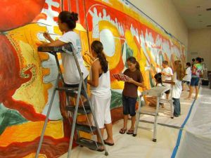 Hawaiians Painting a Presence at APEC