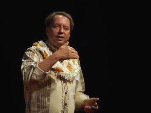 Hawaiʻi’s Legacy of Literacy: Puakea Nogelmeier at #TEDxManoa @UHManoaNews