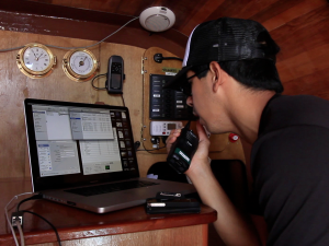 On Board Hōkūleʻa: How to Transfer Data at Sea