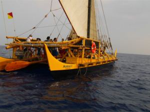 Makaliʻi: Canoe and Crew